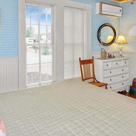 Bungalows On The Square- Unit 1 ويمبيرلي المظهر الخارجي الصورة